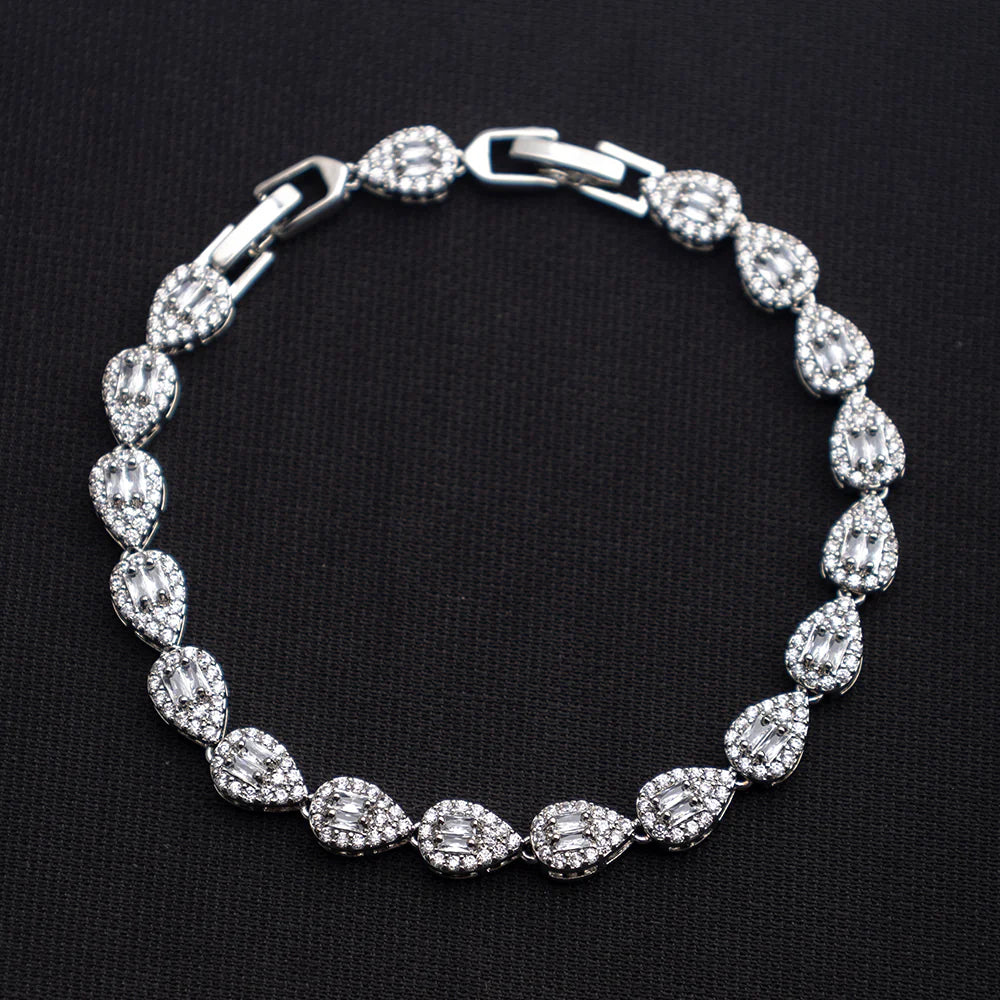Cubic Teardrop Bracelet